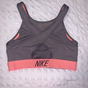 High neck Nike sports bra